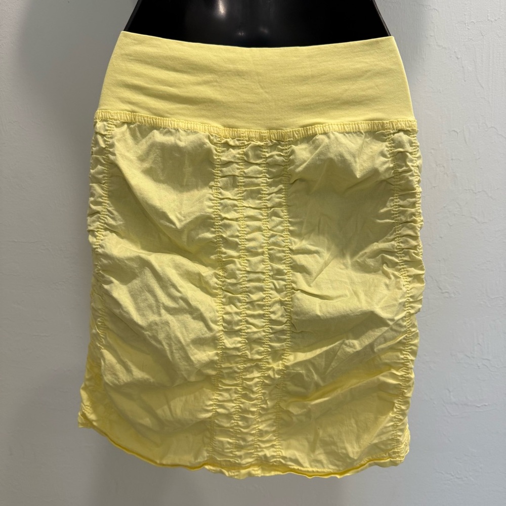 Wearables Above Knee Stretchy Ruched Pencil Skirt - Small XS - Picture 2 of 8